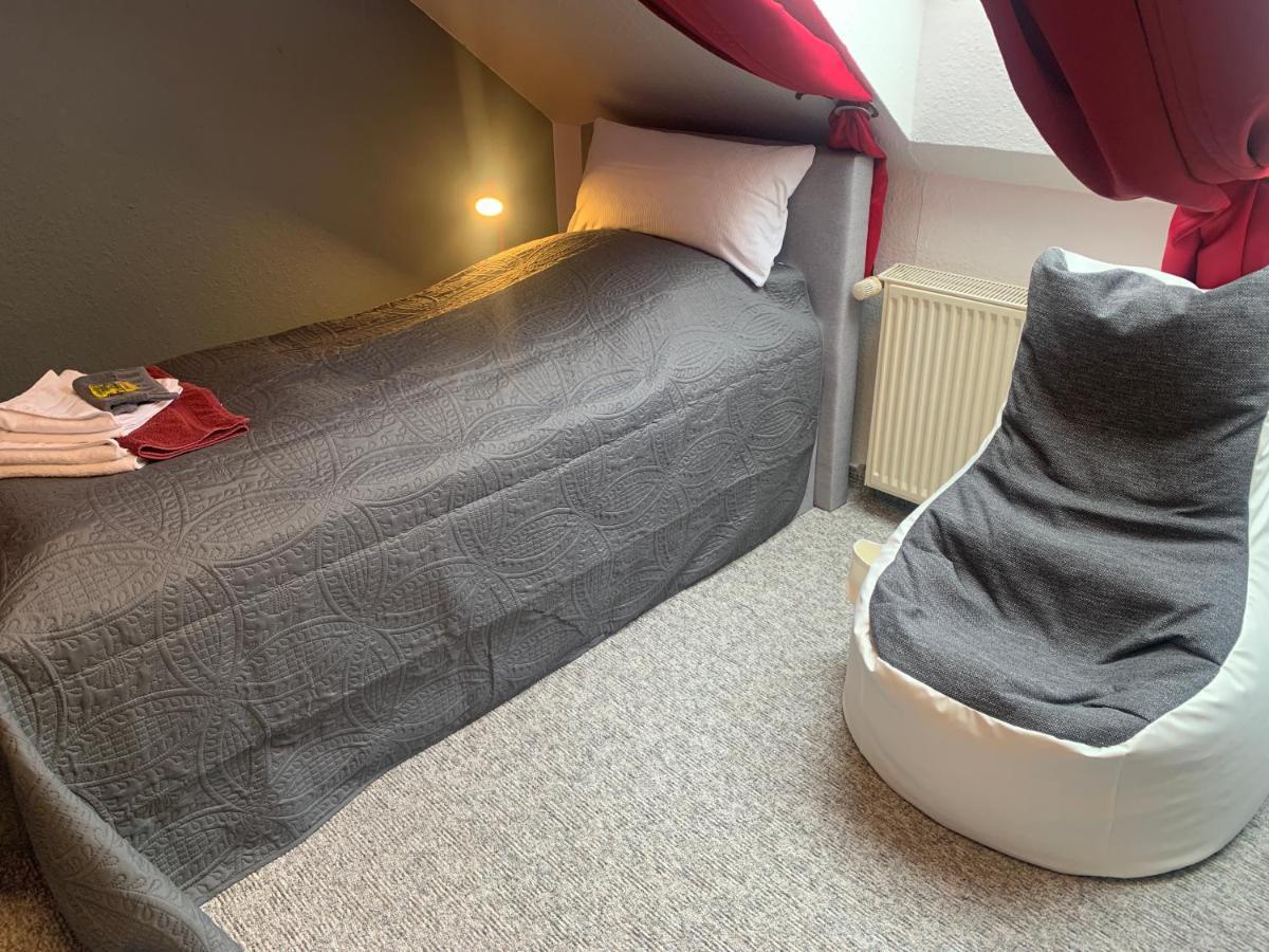 Best-Preis -Vip Lounge- Mit Netflix, Self-Check-In, Ebike Ladestation, Fahrradraum, Wlan Und Netflix - Direkt Am Elberadweg Im Herzen Von فيتينبيرغ المظهر الخارجي الصورة