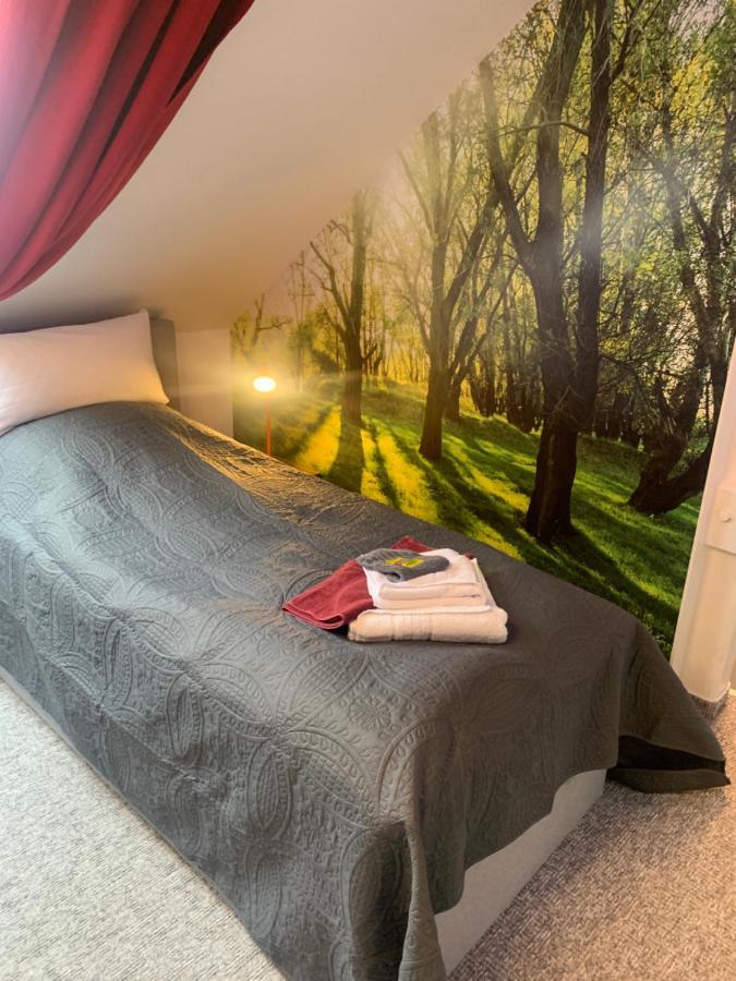 Best-Preis -Vip Lounge- Mit Netflix, Self-Check-In, Ebike Ladestation, Fahrradraum, Wlan Und Netflix - Direkt Am Elberadweg Im Herzen Von فيتينبيرغ المظهر الخارجي الصورة